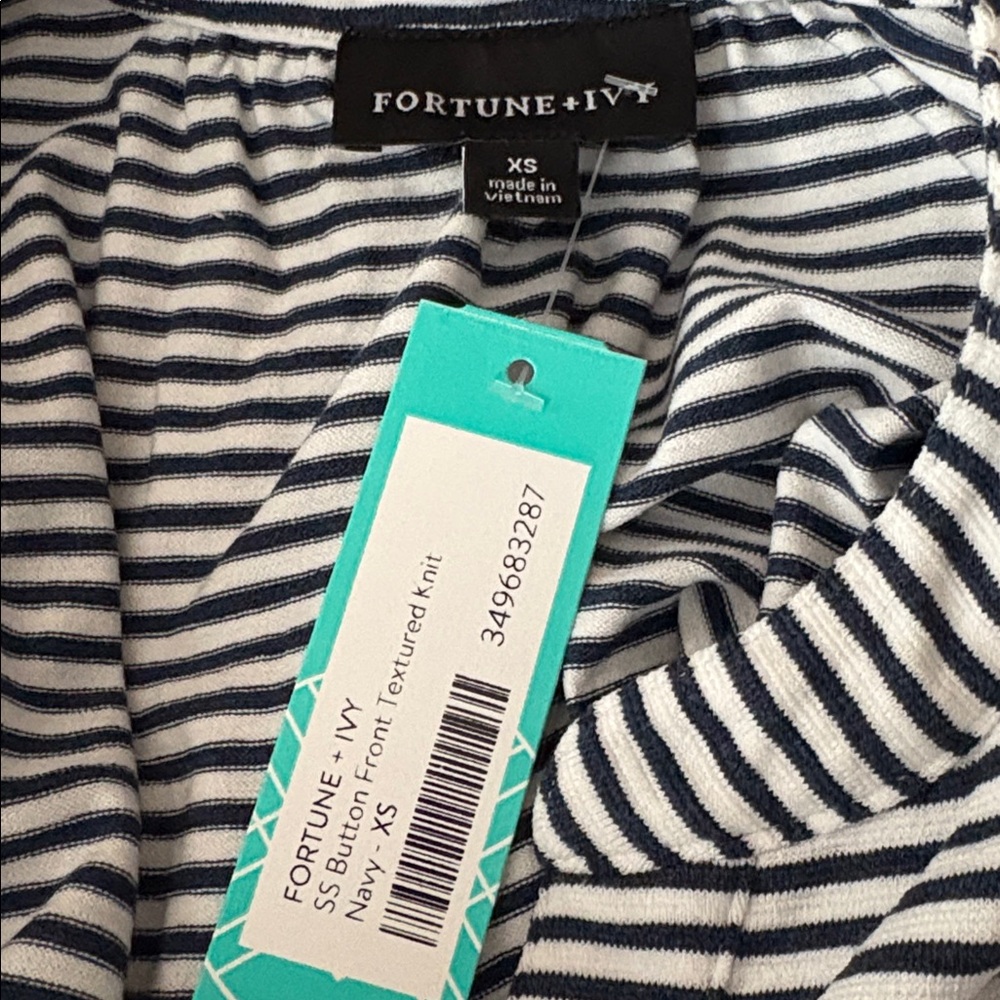 NWT Fortune + Ivy Fern Flutter Sleeve Navy & White Striped Top - Picture 5 of 12